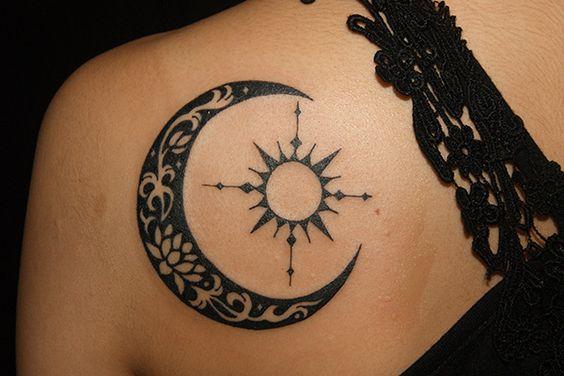 MA tatouage femme lune soleil